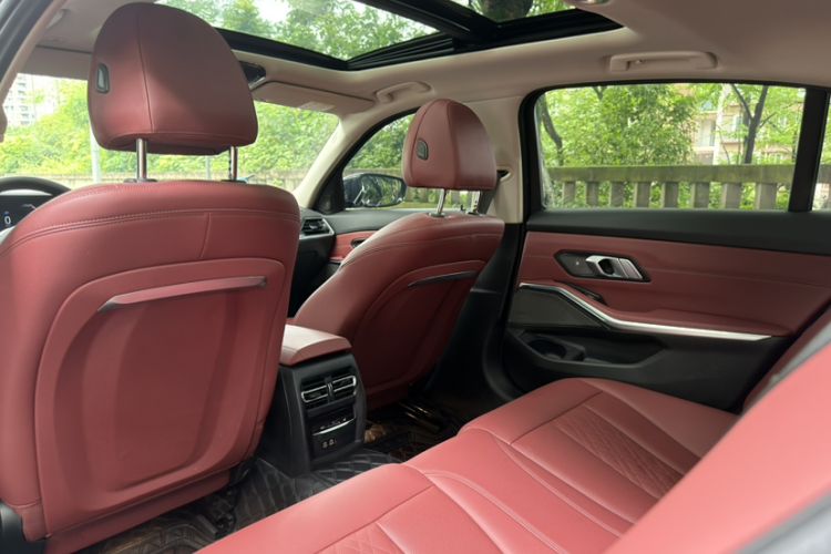 Used BMW 3 Series 2024 325Li M Sport Night Edition Package Interior 3