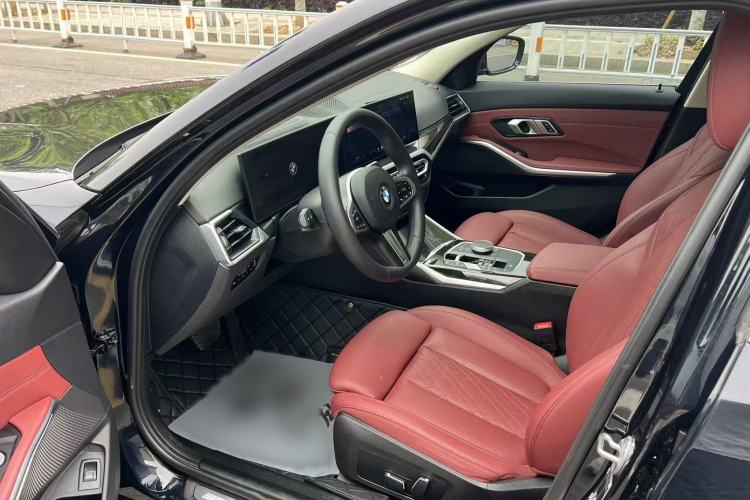 Used BMW 3 Series 2024 325Li M Sport Package Interior 4