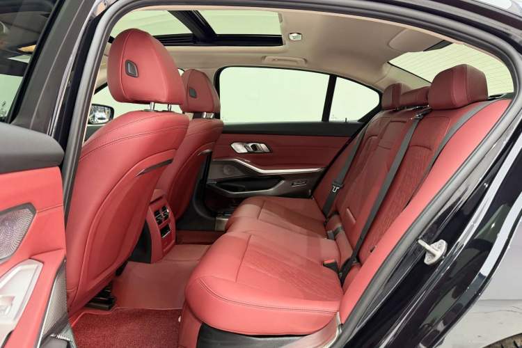 Used BMW 3 Series 2024 325Li M Sport Package Interior 4