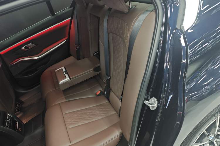 Used BMW 3 Series 2024 325Li M Sport Package Interior 4