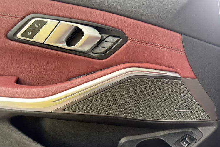Used BMW 3 Series 2024 325Li M Sport Night Edition Package Interior 4