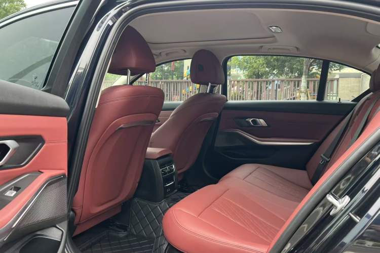 Used BMW 3 Series 2024 325Li M Sport Package Interior 5