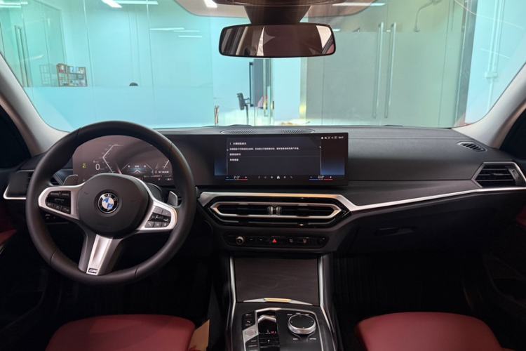 Used BMW 3 Series 2024 325i M Sport Package Interior 7