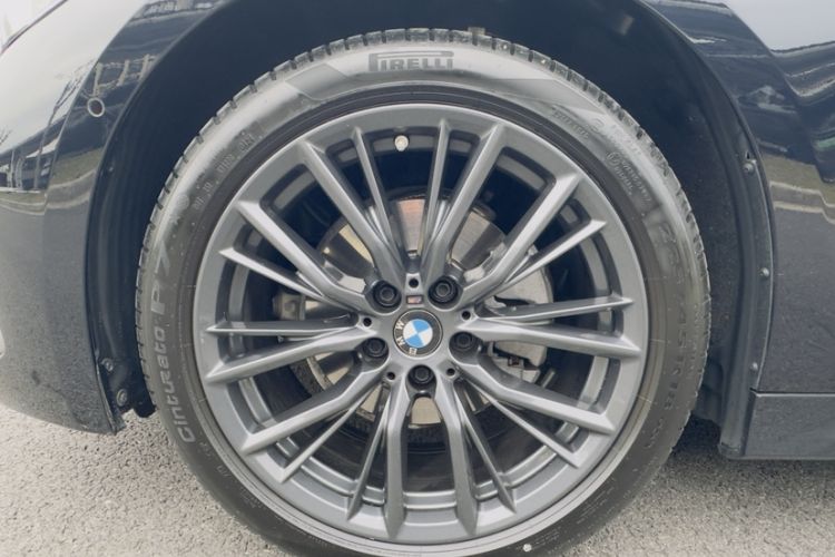 Used BMW 3 Series 2024 325i M Sport Night Edition Package Interior 7