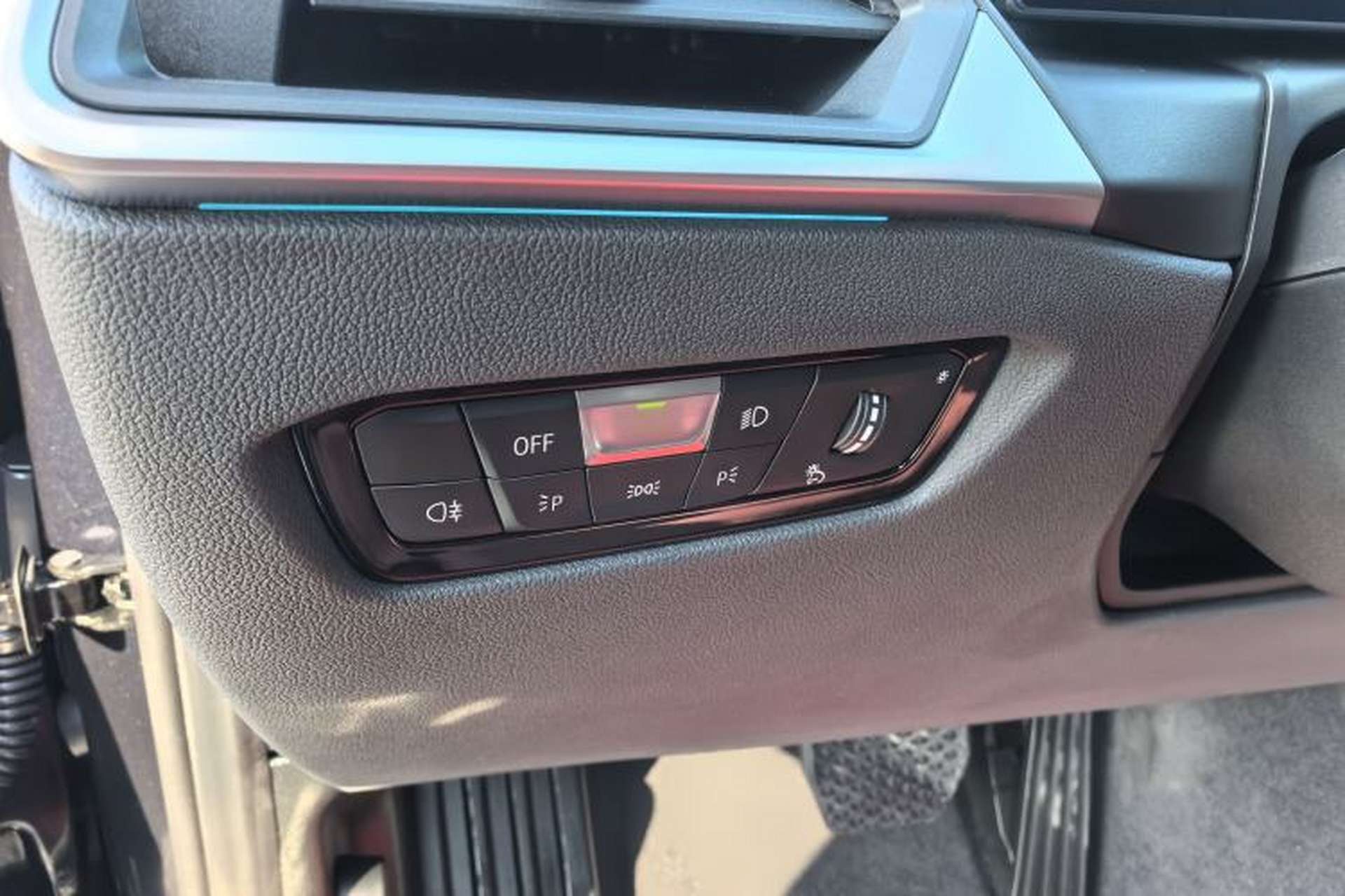 Used BMW 3 Series 2024 325i M Sport Package Interior 8