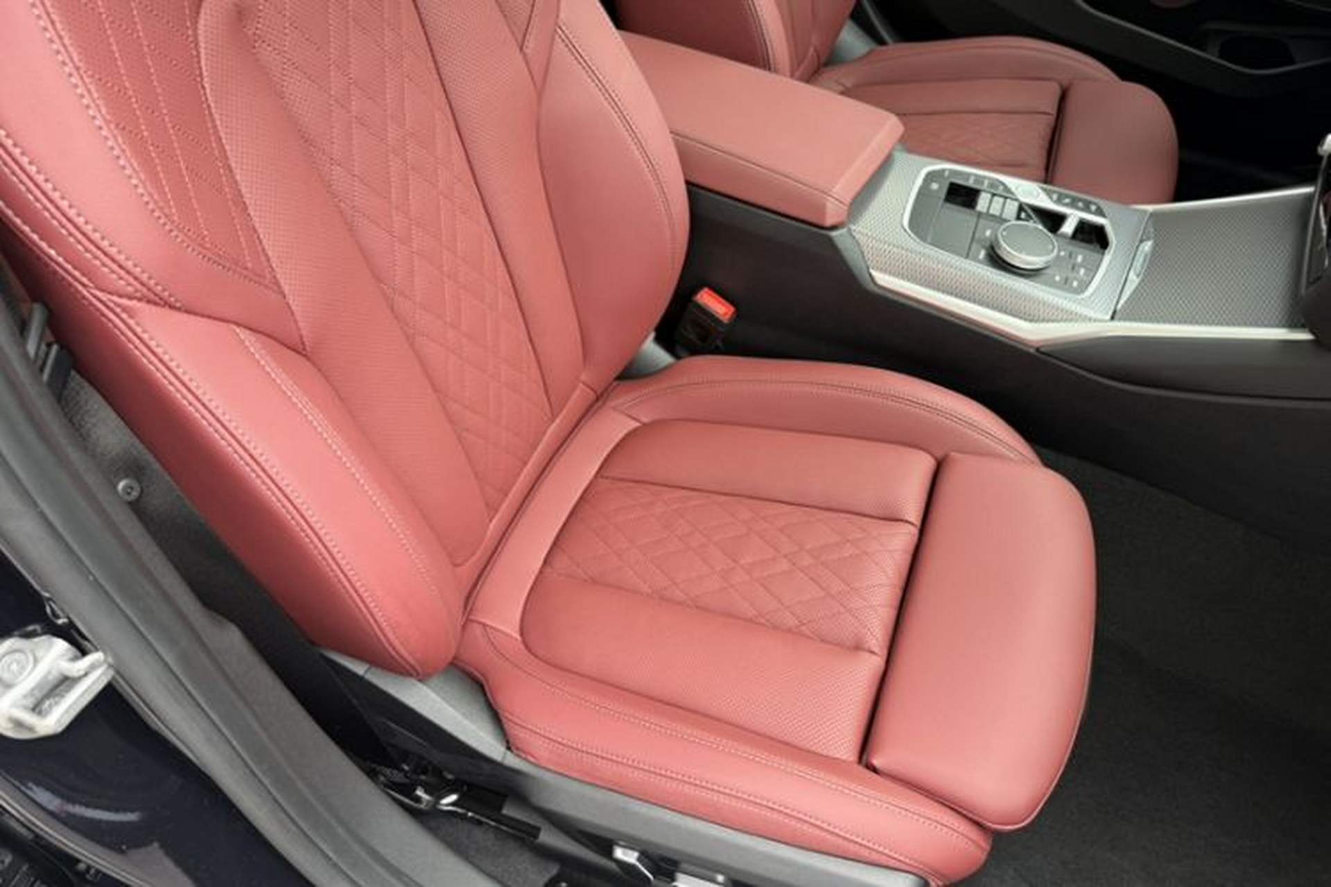 Used BMW 3 Series 2024 325i M Sport Night Edition Package Interior 8
