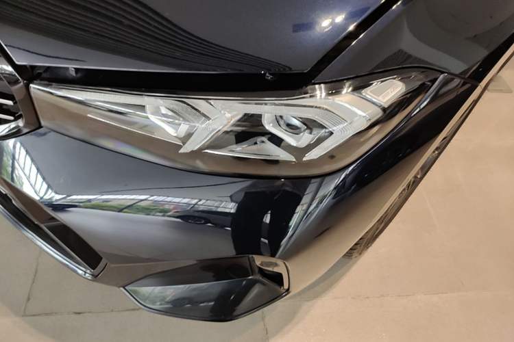 Used BMW 3 Series 2024 325Li M Sport Night Edition Package Left Front Headlight