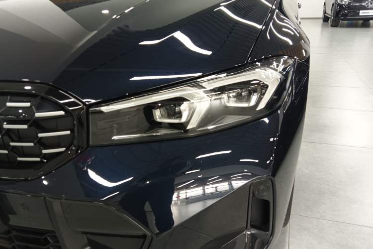 Used BMW 3 Series 2024 325i M Sport Night Edition Package Left Front Headlight