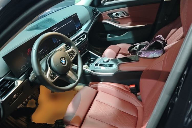 Used BMW 3 Series 2024 325i M Sport Package Left Front Seat