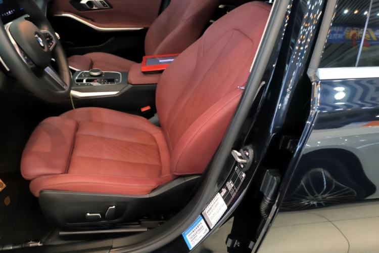 Used BMW 3 Series 2024 325i M Sport Package Left Front Seat