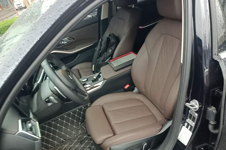 Used BMW 3 Series 2024 325Li M Sport Package Left Front Seat