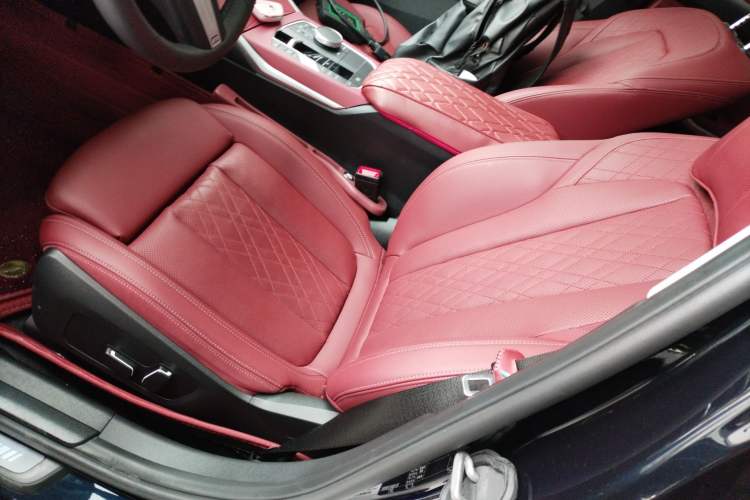 Used BMW 3 Series 2024 325Li M Sport Package Left Front Seat