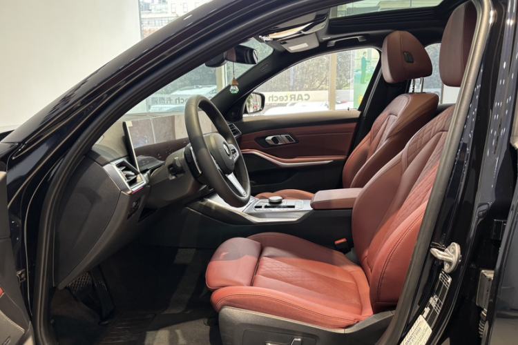 Used BMW 3 Series 2024 325i M Sport Night Edition Package Left Front Seat