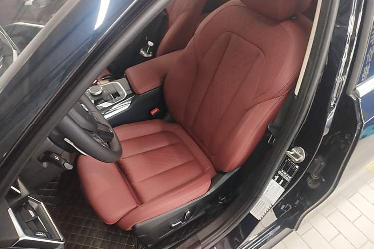 Used BMW 3 Series 2024 325Li M Sport Package Left Front Seat