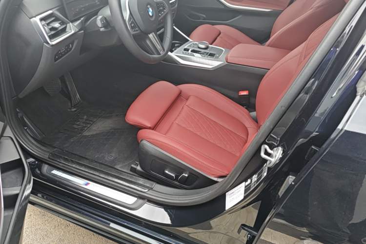 Used BMW 3 Series 2024 325i M Sport Night Edition Package Left Front Seat