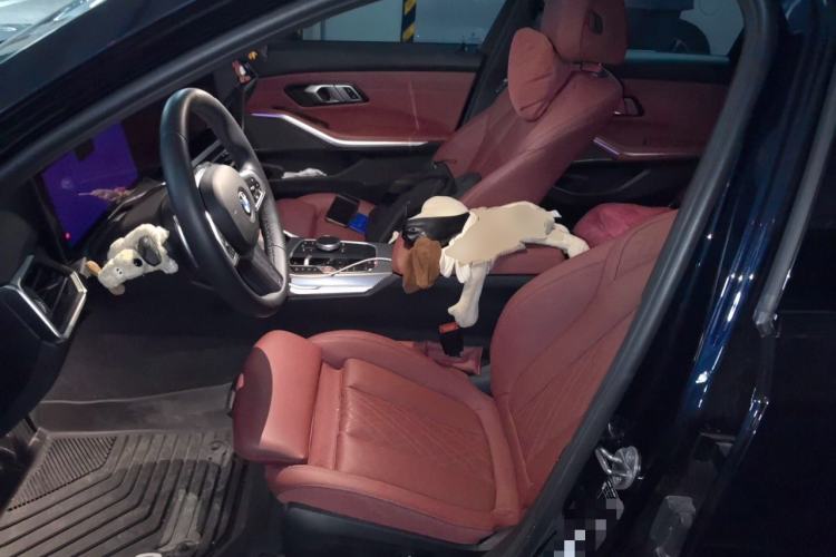Used BMW 3 Series 2024 325i M Sport Night Edition Package Left Front Seat