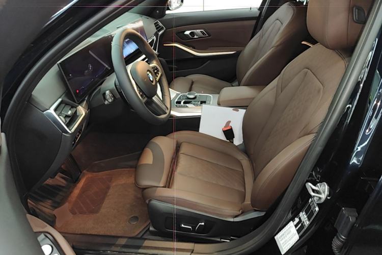 Used BMW 3 Series 2024 330i M Sport Night Edition Package Left Front Seat
