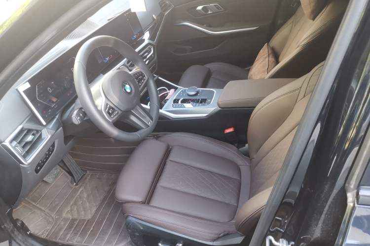 Used BMW 3 Series 2024 325i M Sport Night Edition Package Left Front Seat