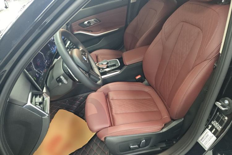 Used BMW 3 Series 2024 320Li M Sport Package Left Front Seat