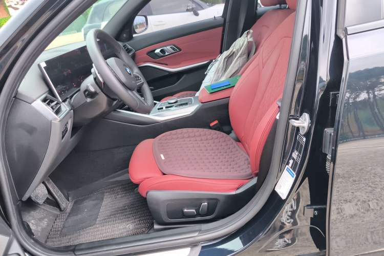 Used BMW 3 Series 2024 325i M Sport Night Edition Package Left Front Seat