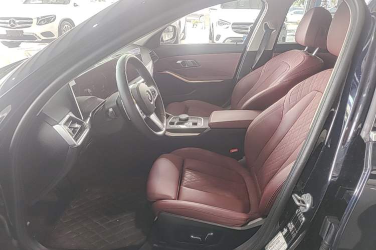 Used BMW 3 Series 2024 325i M Sport Package Left Front Seat