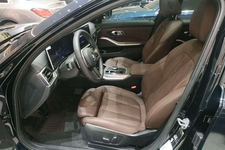 Used BMW 3 Series 2024 325i M Sport Night Edition Package Left Front Seat