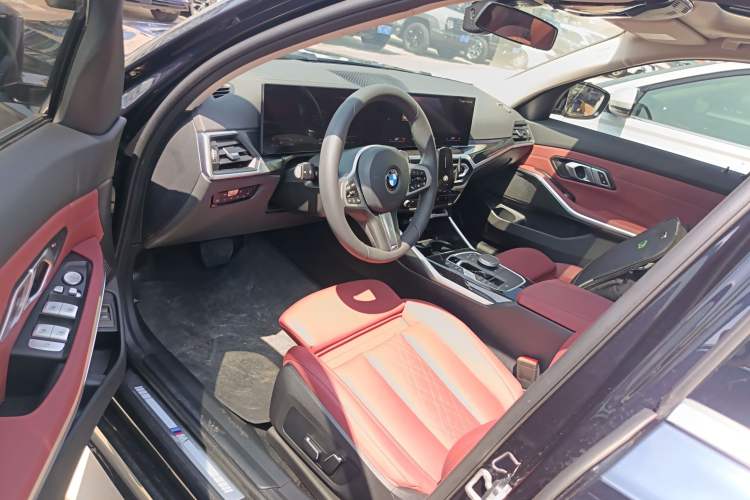 Used BMW 3 Series 2024 325Li M Sport Package Left Front Seat