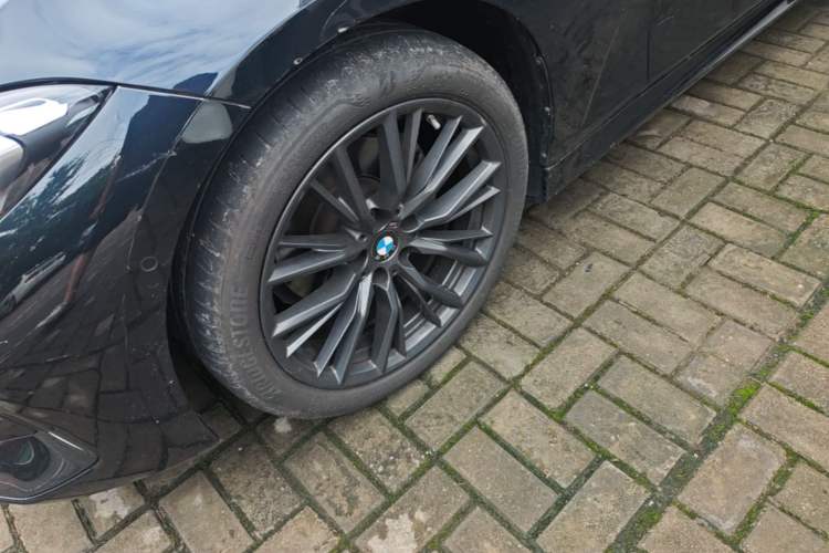 Used BMW 3 Series 2024 325Li M Sport Night Edition Package Left Front Wheel Hub