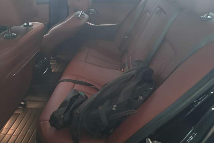 Used BMW 3 Series 2024 330i M Sport Night Edition Package Left Rear Seat