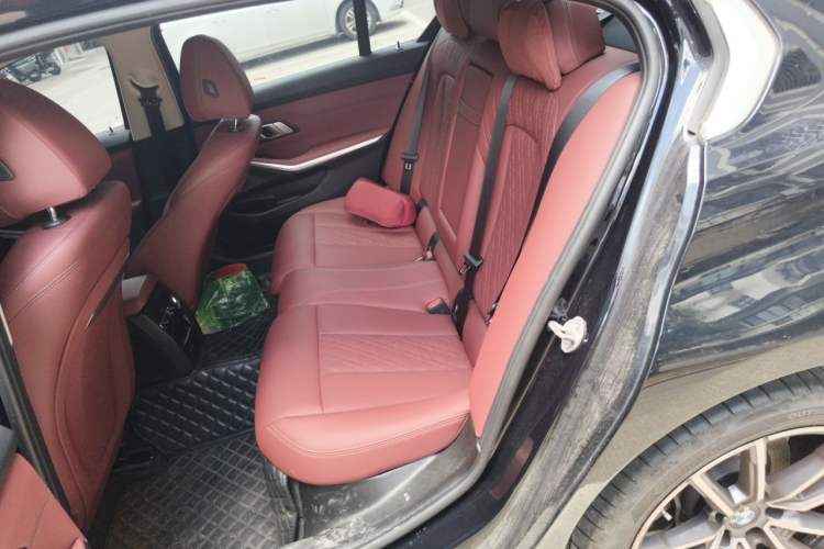 Used BMW 3 Series 2024 325Li M Sport Package Left Rear Seat