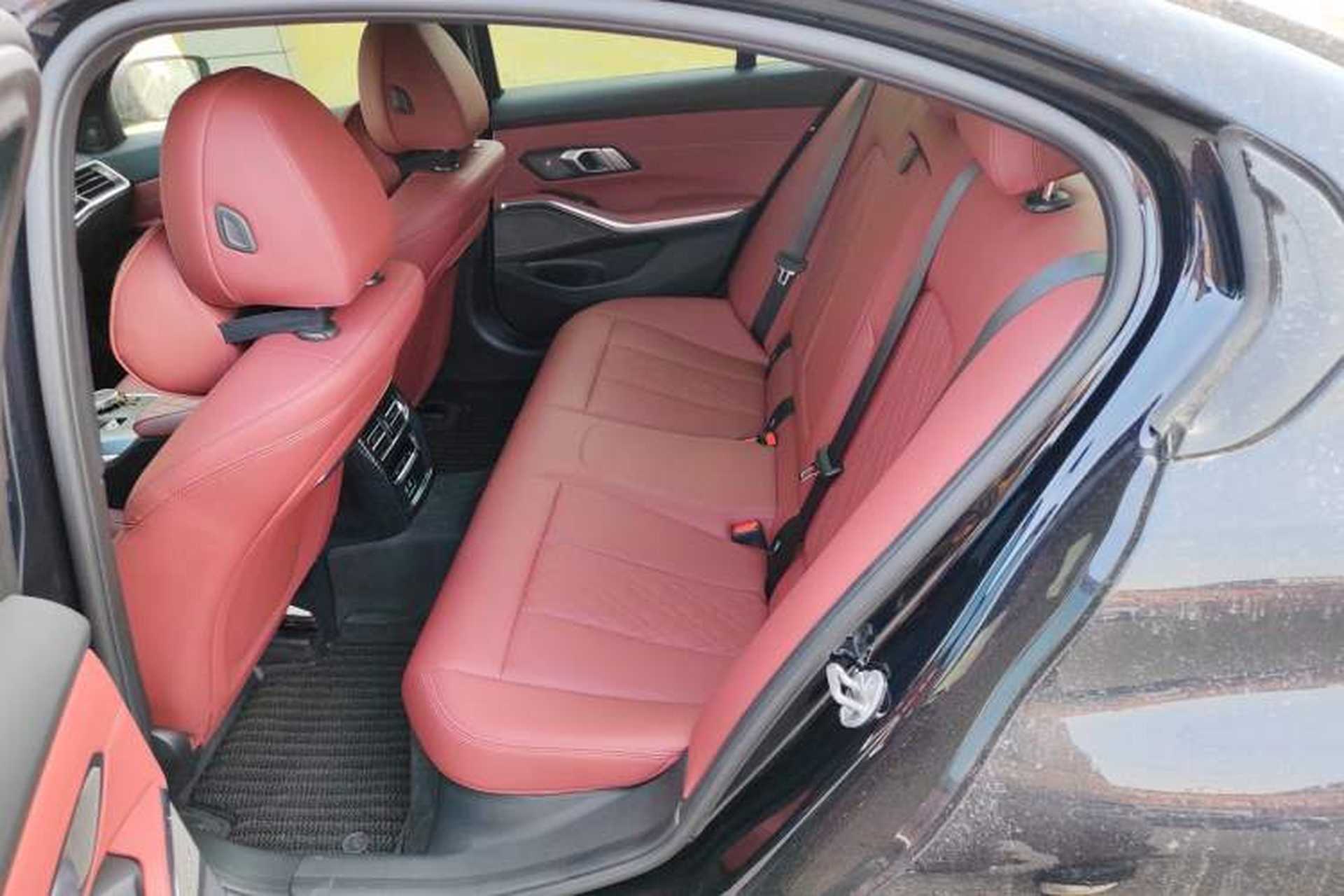 Used BMW 3 Series 2024 325i M Sport Night Edition Package Left Rear Seat