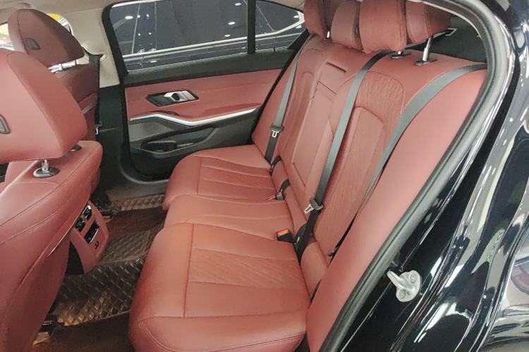 Used BMW 3 Series 2024 325Li M Sport Package Left Rear Seat