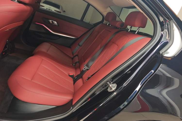 Used BMW 3 Series 2024 325Li M Sport Package Left Rear Seat