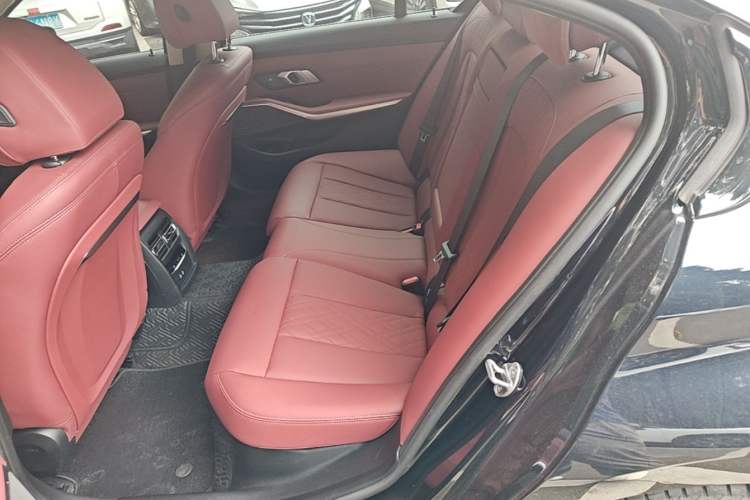 Used BMW 3 Series 2024 325Li M Sport Night Edition Package Left Rear Seat