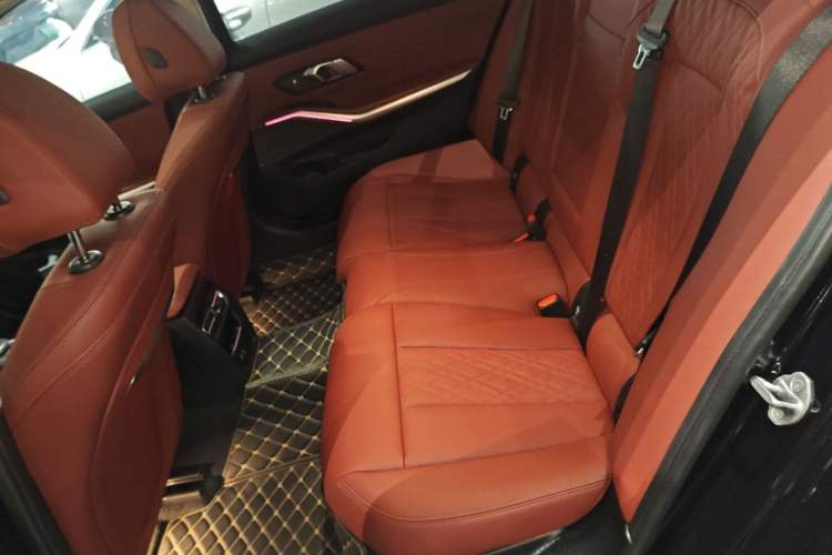Used BMW 3 Series 2024 325Li M Sport Night Edition Package Left Rear Seat