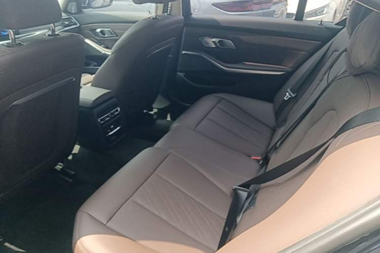 Used BMW 3 Series 2024 325Li M Sport Night Edition Package Left Rear Seat
