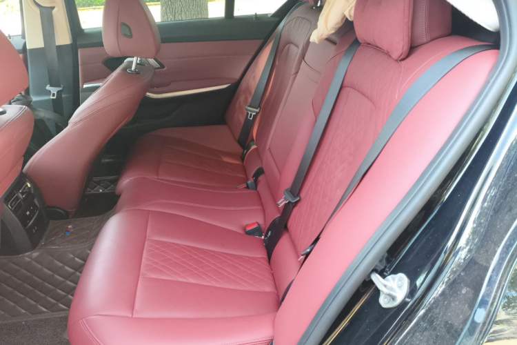 Used BMW 3 Series 2024 325Li M Sport Package Left Rear Seat