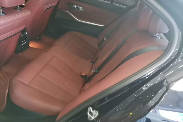 Used BMW 3 Series 2024 320Li M Sport Package Left Rear Seat