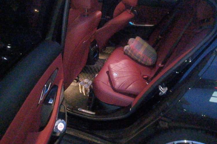 Used BMW 3 Series 2024 330i M Sport Night Edition Package Left Rear Seat