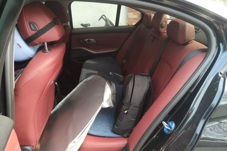 Used BMW 3 Series 2024 325i M Sport Package Left Rear Seat