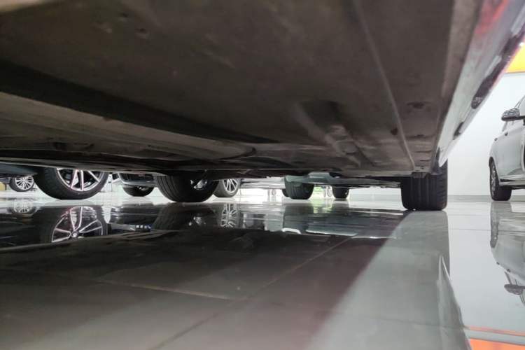 Used BMW 3 Series 2024 325Li M Sport Package Left Side Sill