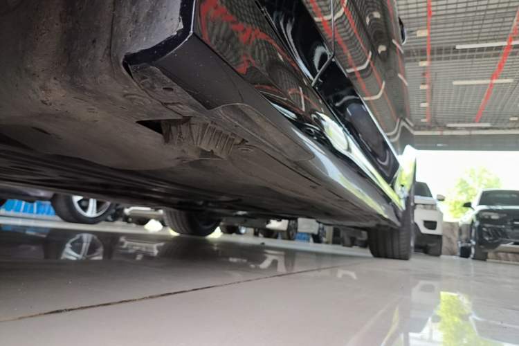 Used BMW 3 Series 2024 325Li M Sport Night Edition Package Left Side Sill