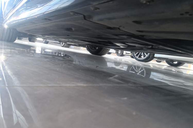 Used BMW 3 Series 2024 325Li M Sport Night Edition Package Left Side Sill
