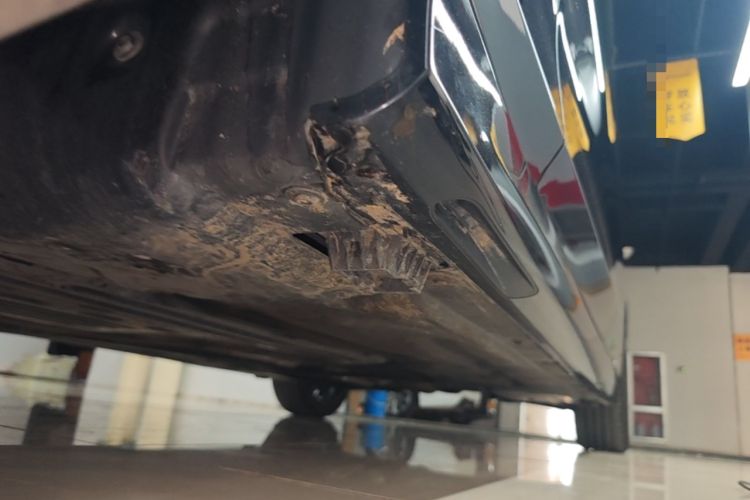 Used BMW 3 Series 2024 325Li M Sport Package Left Side Sill