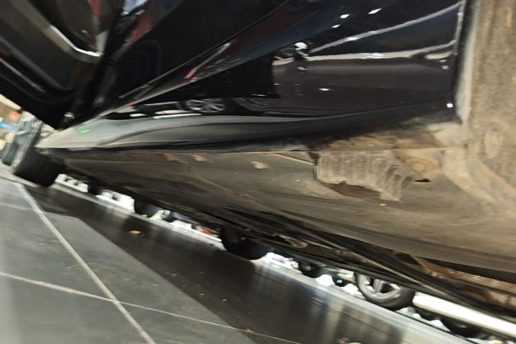 Used BMW 3 Series 2024 325Li M Sport Night Edition Package Left Side Sill