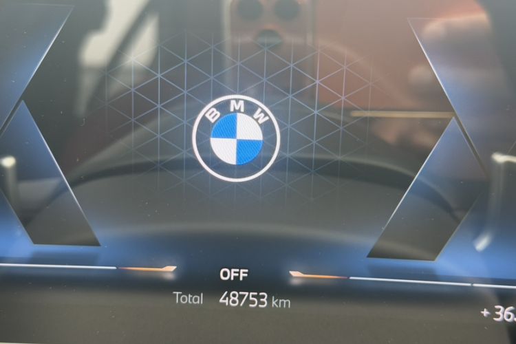 Used BMW 3 Series 2024 325i M Sport Night Edition Package Odometer Close Up