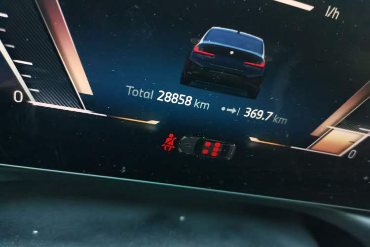 Used BMW 3 Series 2024 325Li M Sport Night Edition Package Odometer Close Up