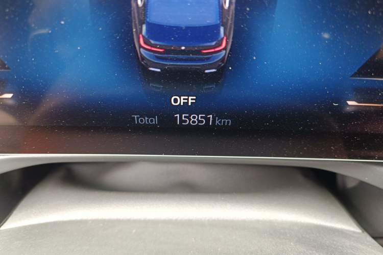 Used BMW 3 Series 2024 325i M Sport Package Odometer Close Up