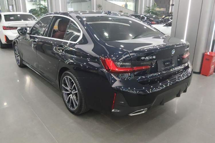 Used BMW 3 Series 2024 325Li M Sport Package Rear Left 45 Deg
