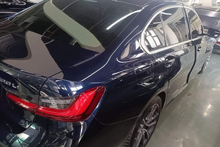 Used BMW 3 Series 2024 320Li M Sport Package Rear Right 45 Deg